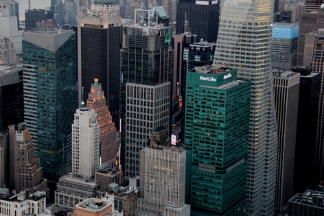 ���-����